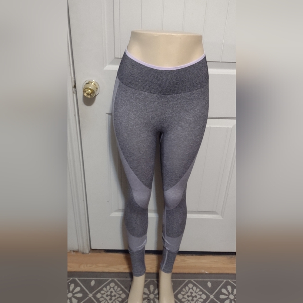 Pink Victoria secret leggings for women size XS